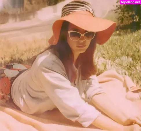Lana Del Rey OnlyFans Thumbnail #dCrA3OuDXa