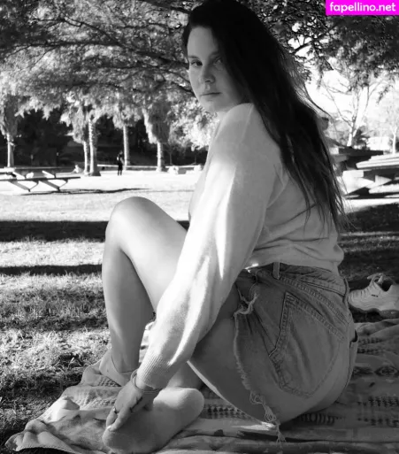 Lana Del Rey OnlyFans Thumbnail #fNbLByIl6r
