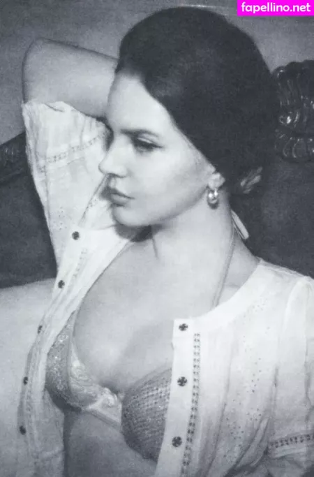Lana Del Rey OnlyFans Thumbnail #gN5ii9vRni