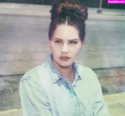 Lana Del Rey OnlyFans Thumbnail #iVR5d0g5VR