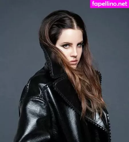 Lana Del Rey OnlyFans Thumbnail #j8kZE6imIe