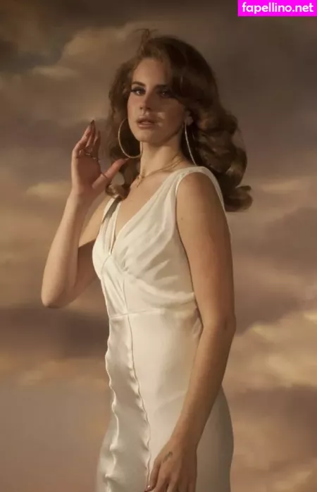 Lana Del Rey OnlyFans Thumbnail #nxrG2Z1R8P