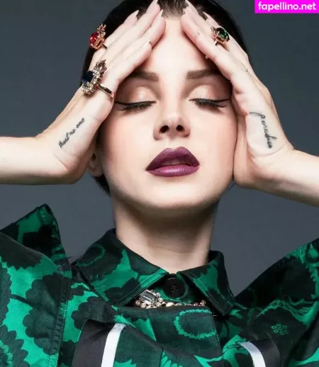 Lana Del Rey OnlyFans Thumbnail #uhsWhoo8iv