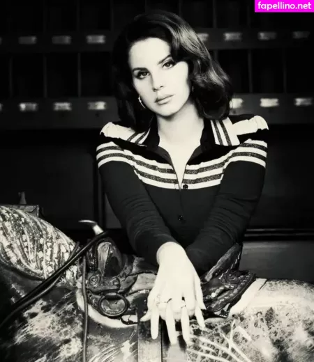 Lana Del Rey OnlyFans Thumbnail #yKcLyloxsI