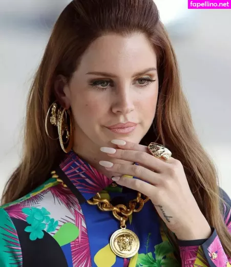 Lana Del Rey OnlyFans Thumbnail #z09UvULGz0