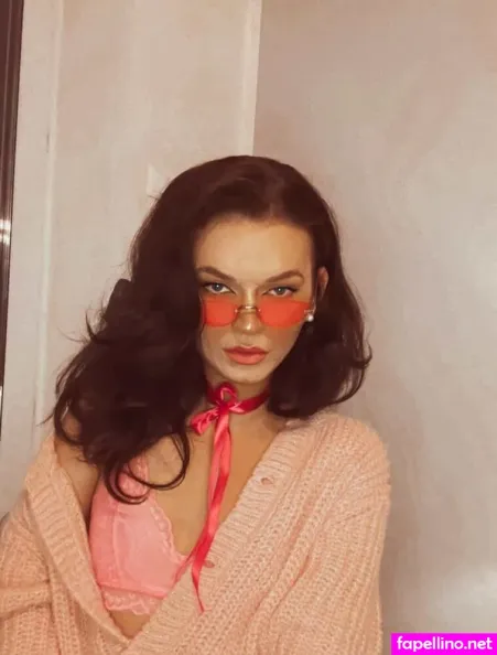 Lana Devone OnlyFans Thumbnail #0VGt93PTXX