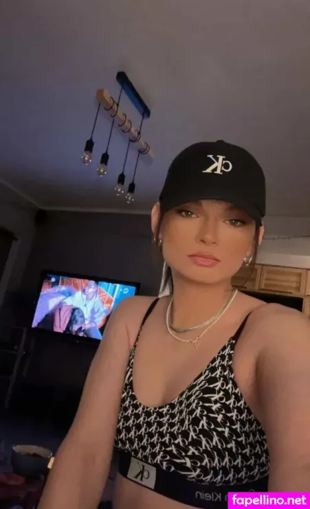 Lana Devone OnlyFans Thumbnail #EDLLlgXGEw