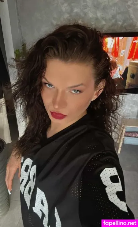 Lana Devone OnlyFans Thumbnail #LBV5kXVEYR