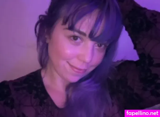 Lana Lavender OnlyFans Thumbnail #59zT4Tt8D3