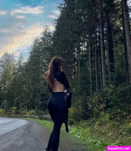 Lana P1xie OnlyFans Thumbnail #xoshLGl8CG