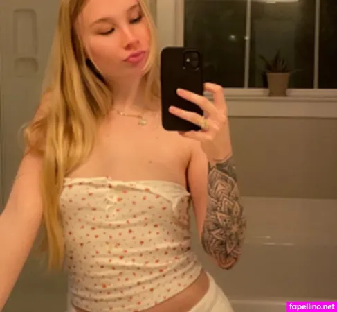 Lana Petrov 1 OnlyFans Thumbnail #LPg6O9jsQD