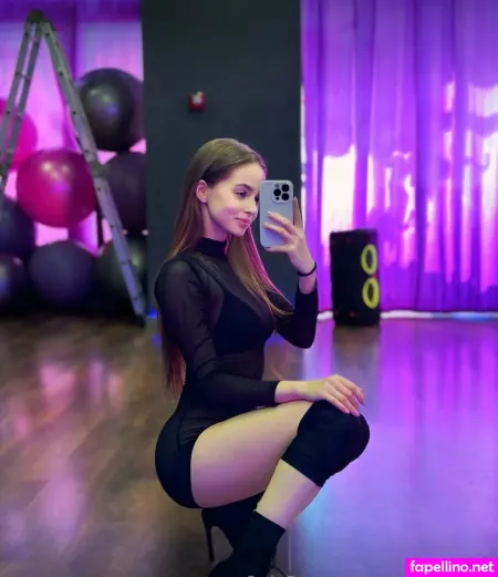 Lana Ren OnlyFans Thumbnail #3r8DtG8WcD