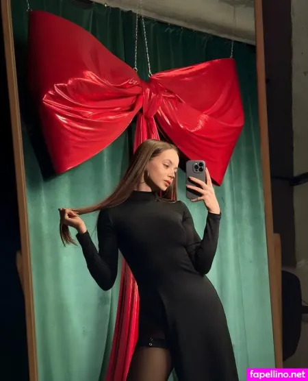 Lana Ren OnlyFans Thumbnail #NzXgZeYnd9