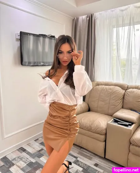 Lanaa Queen OnlyFans Thumbnail #xbieB1BpYs