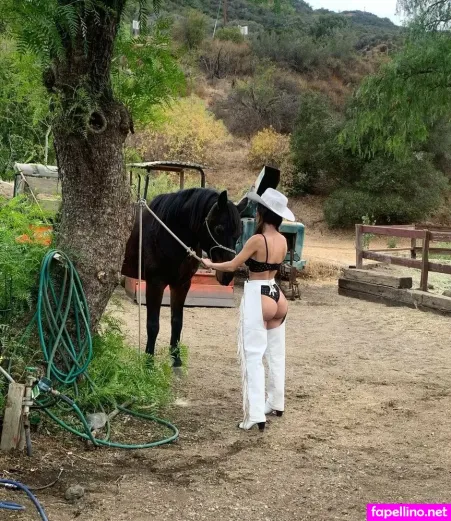 Lanahub OnlyFans Thumbnail #5cdGYkWPbn