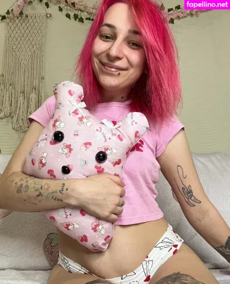 Lanalova OnlyFans Thumbnail #YEgZViEwlW