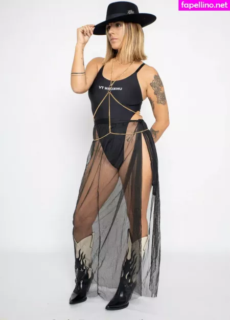 Lanamonroexo OnlyFans Thumbnail #hj1bqyrkbb