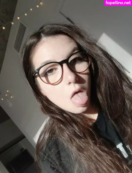 Lanarhoads18 OnlyFans Thumbnail #4iHm6NO7p4