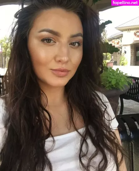 Lanaroze OnlyFans Thumbnail #4oKrulx3df