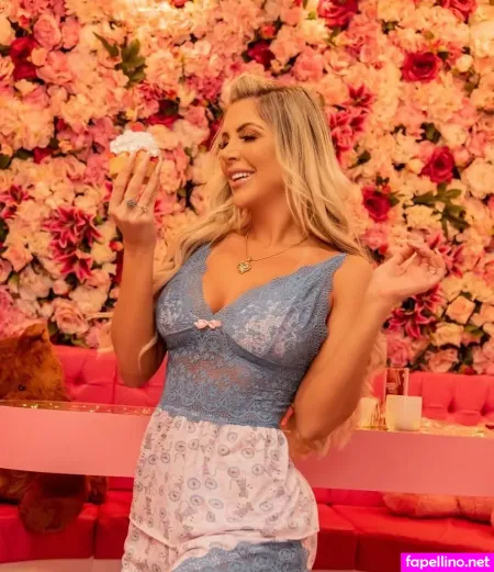 Lane Cavalcante OnlyFans Thumbnail #G1wwvy8djX