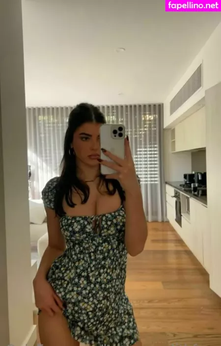 Lanemeredithfree OnlyFans Thumbnail #CRNYjxuyDc