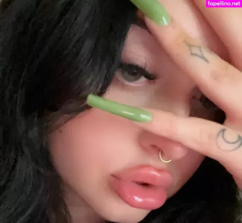 Laney Baby OnlyFans Thumbnail #pOhHD4ym8E