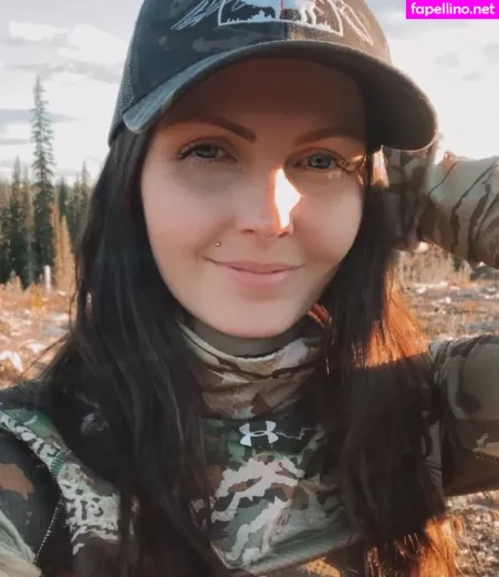 Laney Chantal OnlyFans Thumbnail #KmaK3glDbf