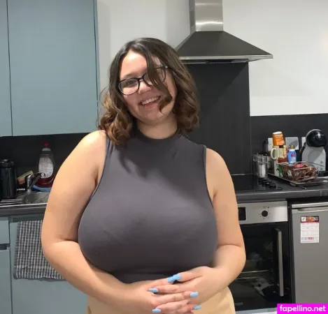 Laney OnlyFans Thumbnail #JW71ao94I1