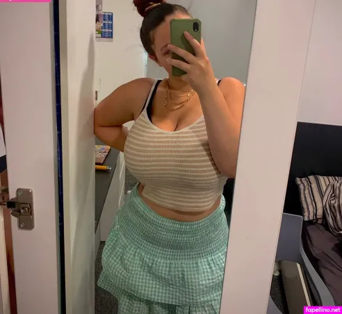 Laney OnlyFans Thumbnail #rHkmBs2EG0