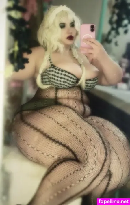 Laniafawn OnlyFans Thumbnail #QGAfcH0vQv