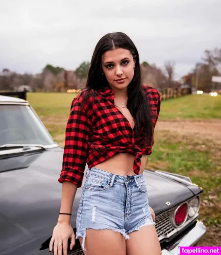 Lanie Gardner OnlyFans Thumbnail #dz2valXUQh