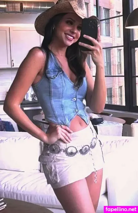 Lanie Gardner OnlyFans Thumbnail #oCDys27Fab