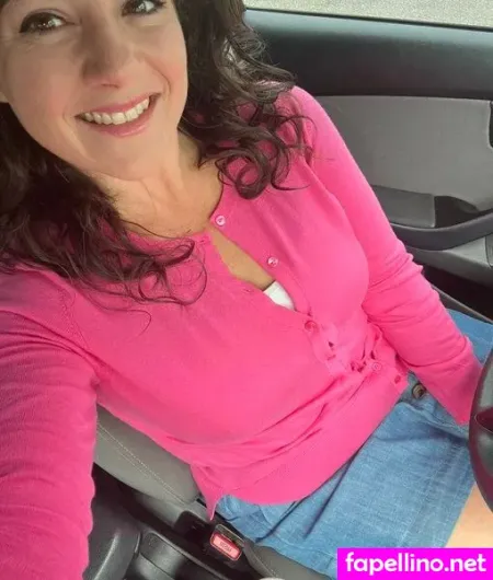 Lanna Abigail OnlyFans Thumbnail #h9W7bx5iwO