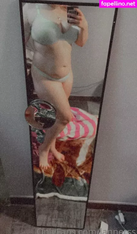 Lannerswolf OnlyFans Thumbnail #9VpbOzCYTX