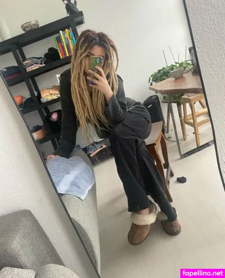 Lanternluder OnlyFans Thumbnail #fXbS7gmsr2