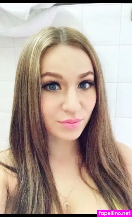 Lanueta21 Main Profile Photo