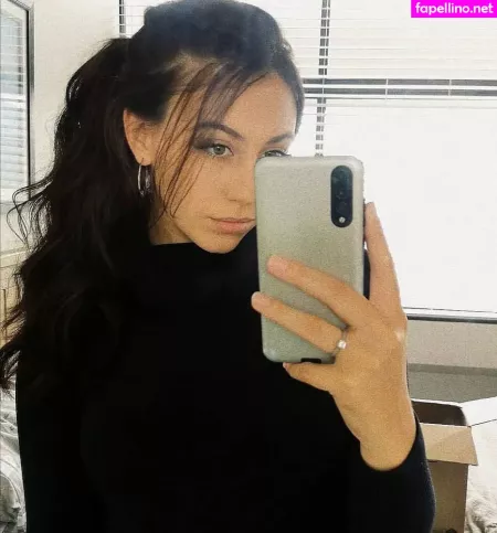 Lanzi OnlyFans Thumbnail #0ekSeVsSft