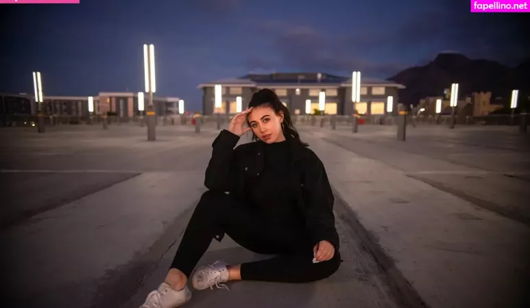 Lanzi OnlyFans Thumbnail #bVk4RYeWlC