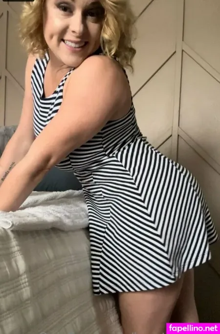 Lapatronalois OnlyFans Thumbnail #fGN6soc0nm