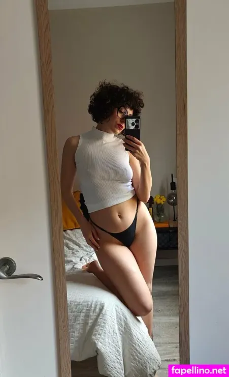 Laperradenina Main Profile Photo