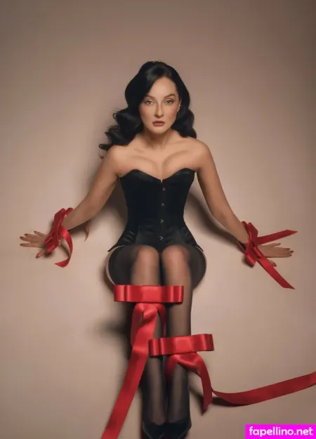 Lapetiteperleofficial OnlyFans Thumbnail #1bIJoHGdd5