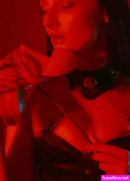 Lapetiteperleofficial OnlyFans Thumbnail #W15y80rTMg