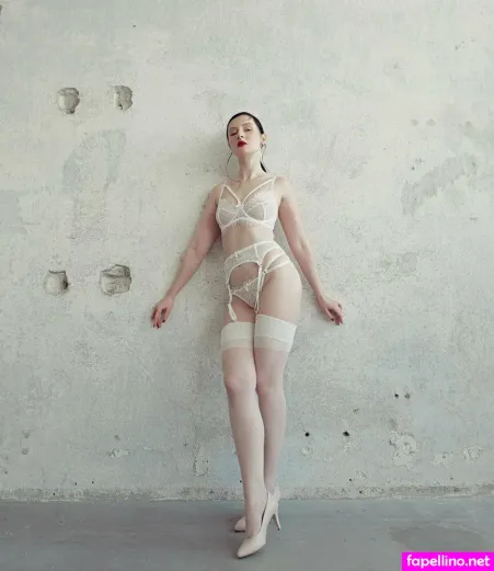 Lapetiteperleofficial OnlyFans Thumbnail #cQWglUoTaf