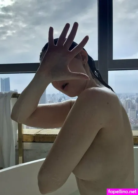 Lapetiteperleofficial OnlyFans Thumbnail #xfNBMNcBZ1