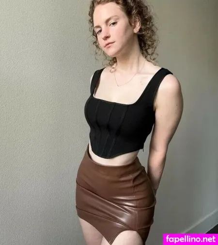 Lapindeneigee OnlyFans Thumbnail #OZmGNxMpKD