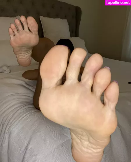 Laprettyfeet4 OnlyFans Thumbnail #5IQHbEYK73