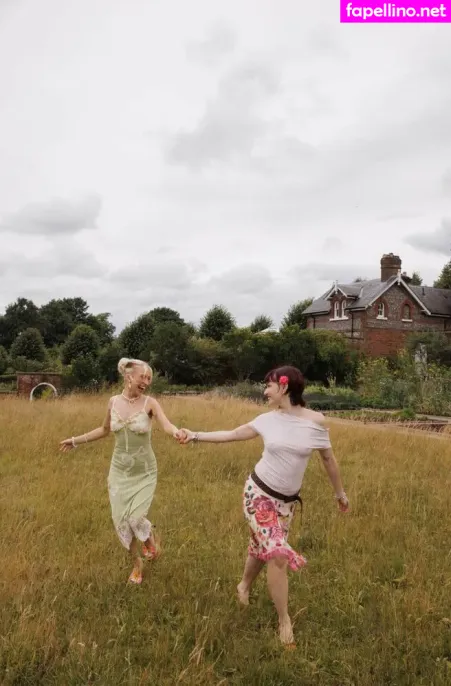 Lara Adkins OnlyFans Thumbnail #FFORwISYER