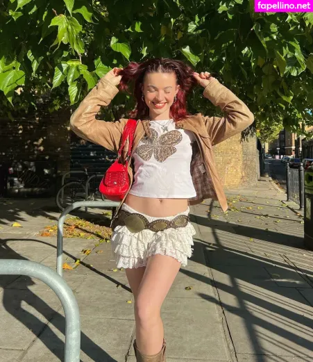 Lara Adkins OnlyFans Thumbnail #IuX2vonLZV