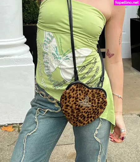 Lara Adkins OnlyFans Thumbnail #s7TrdsCeJD