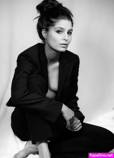 Lara Aylin Winkler OnlyFans Thumbnail #n7lvFNtieN